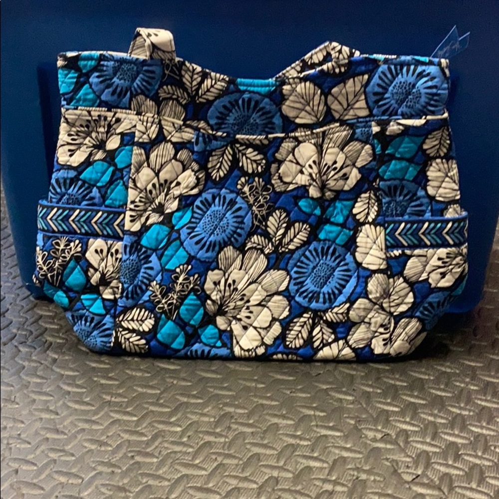 Vera Bradley pleated tote